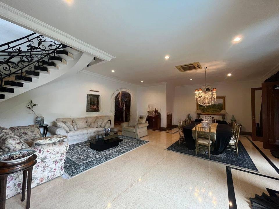 RUMAH LOKASI BAGUS DI WIDYA CHANDRA