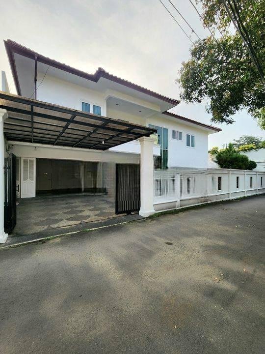 DIJUAL SUPER MURAH RUMAH MEWAH DI AMPERA JAKSEL