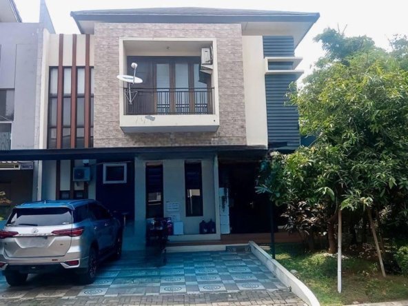 Dijual Rumah Bagus 2 lt The Icon Cosmo Blvd BSD