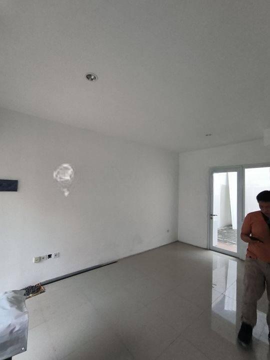 Disewakan rumah baru 2 lantai citra garden 8 harga paling murah