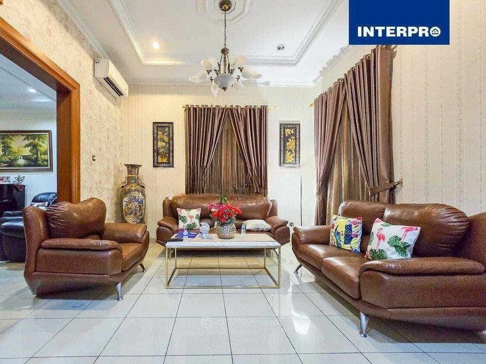 Rumah 2 Lantai Taman Permata Buana Siap Huni Sangat Terawat 200m2