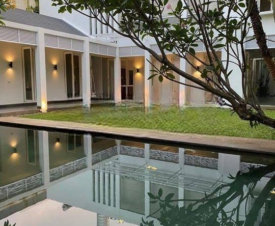 Rumah Mewah di Cilandak Kebayoran Baru