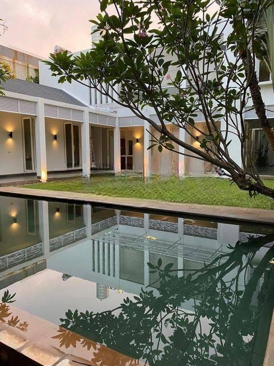 Rumah Mewah di Cilandak Kebayoran Baru
