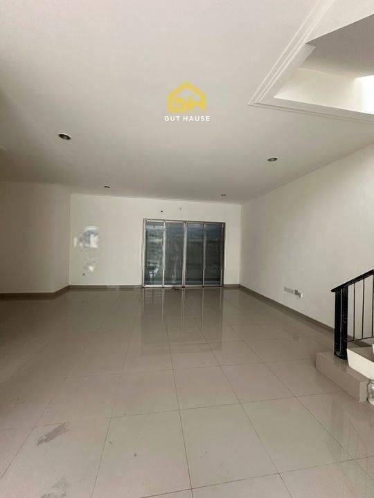 Rumah di South Magenta PIK2