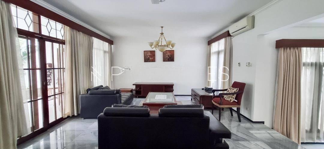 Elegant 4-Bedroom House for Rent in Cilandak cld359