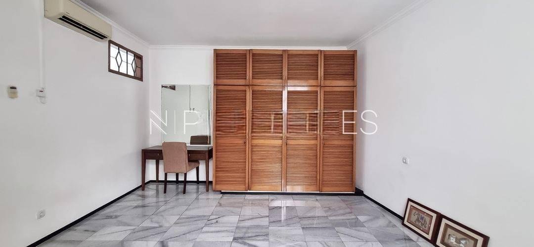 Elegant 4-Bedroom House for Rent in Cilandak cld359