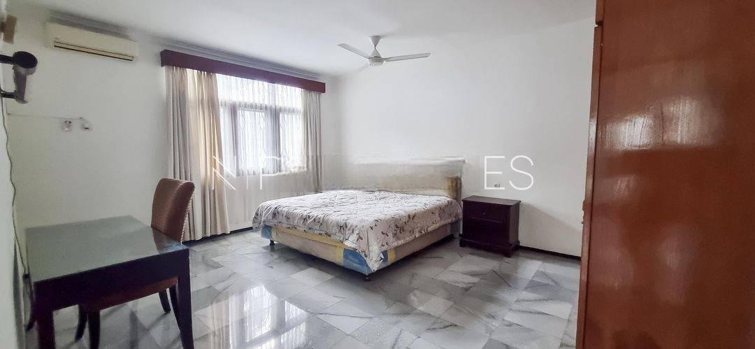 Elegant 4-Bedroom House for Rent in Cilandak cld359