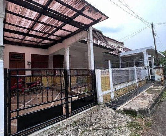 Jual Rumah Hitung tanah d di Vila Delima lebak bulus Jaksel