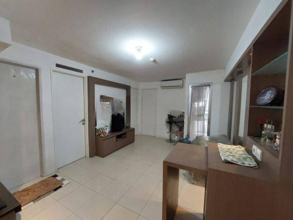 3BR lantai rendah Apartemen Bassura City 3 Kamar Tidur SHM