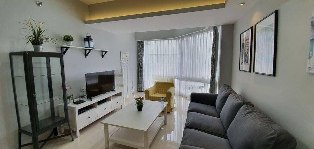 Bersih 2 Kamar Kondominium Taman Anggrek