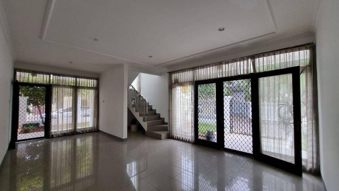 DISEWAKAN RUMAH 2LT DI SUNTER GRAHA PRATAMA