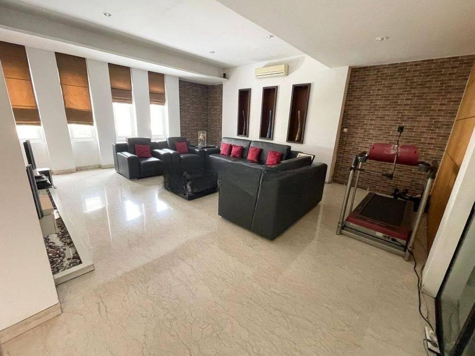 dhyana Rumah Tinggal 3.5 Lantai Komplek Taman Harapan Indah dhyana Rumah Tinggal 3.5 Lantai Komplek Taman Harapan Indah