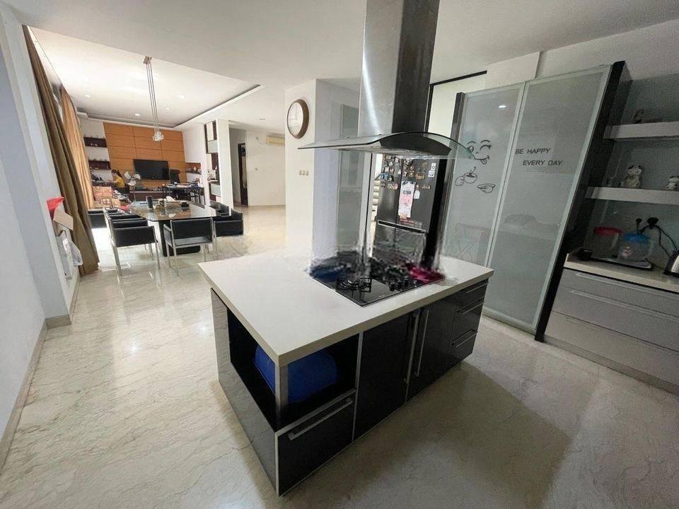 dhyana Rumah Tinggal 3.5 Lantai Komplek Taman Harapan Indah dhyana Rumah Tinggal 3.5 Lantai Komplek Taman Harapan Indah