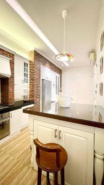 Rumah Modern Classic 2 Lantai Full Furnished Bagus Kemang