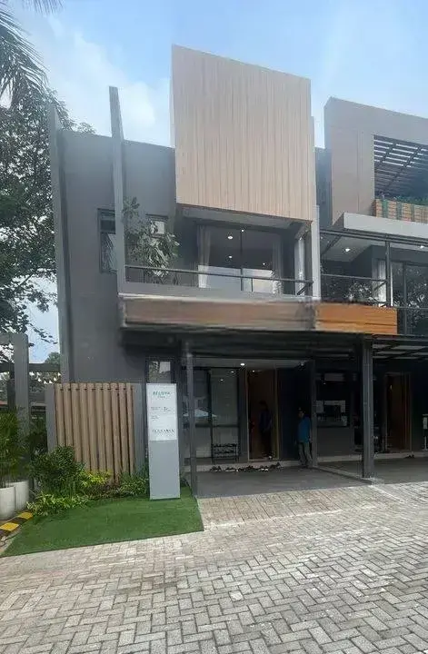 9man sebrang mall LIMITED