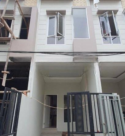 RUMAH TERMURAH DI KOMPLEK TAMAN RATU