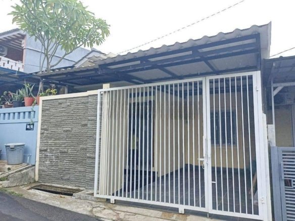Rumah Kontrakan Unfurnished Cuma 10 Menit ke Stasiun dan Tol BSD 2 Rumah Kontrakan Unfurnished Cuma 10 Menit ke Stasiun dan Tol BSD Rumah Kontrakan Unfurnished Cuma 10 Menit ke Stasiun dan Tol BSD