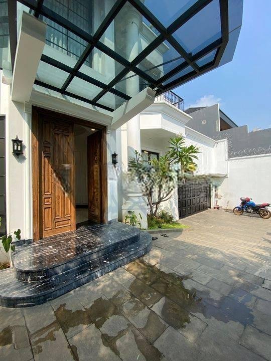 For Rent Rumah Kemang Super Mewah Bagus Semi Furnished