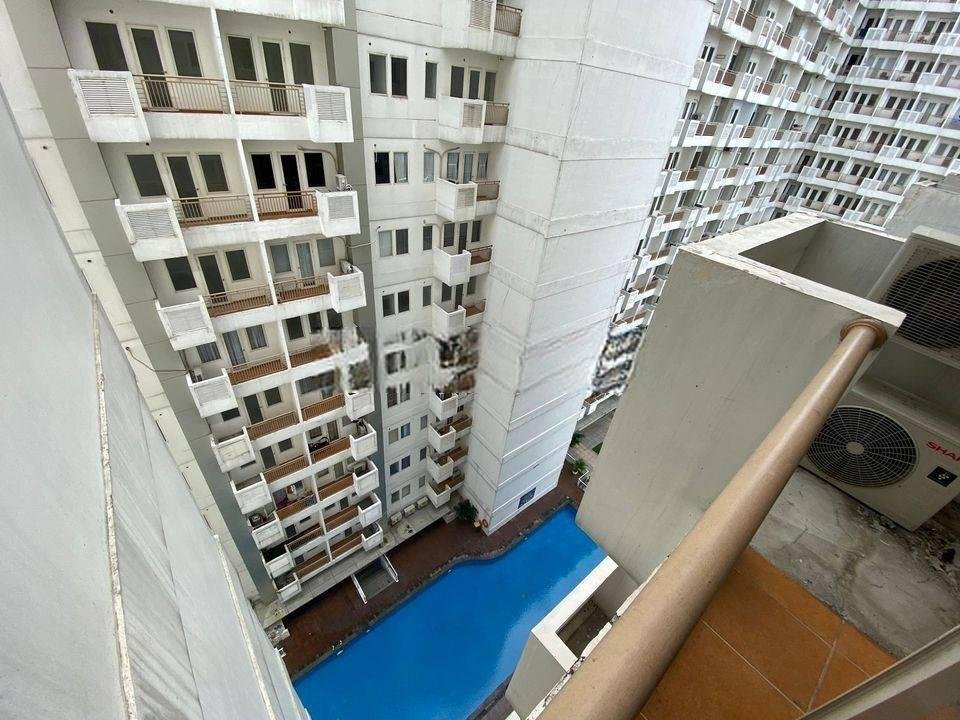 Dijual Apartement 1 BR Siap Huni Furnish View Kolam Renang Lingkungan Nyaman Sentul City Bogor