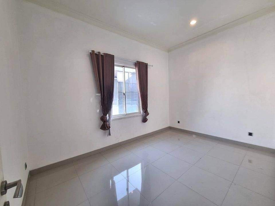 Disewakan Rumah Semi Furnished Siap Huni Di Cluster Aquamarine Area Gading Serpong