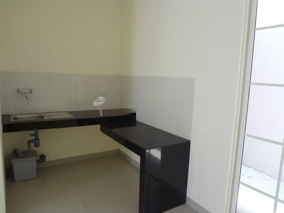 Disewa Europe 6x15 TERMURAH 60jt di green lake city siap huni