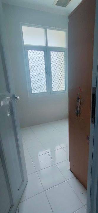 Rumah Semi Furnish 2 Lantai Di Taman Palem Lestari Blok A Danamon