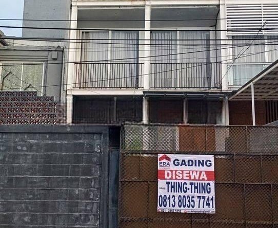 DISEWAKAN CEPAT !! Rumah Siap Huni di Gading Griya Residence , Bisa Nego 2 DISEWAKAN CEPAT !! Rumah Siap Huni di Gading Griya Residence , Bisa Nego DISEWAKAN CEPAT !! Rumah Siap Huni di Gading Griya Residence