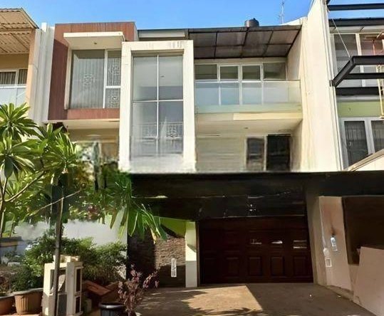 RUMAH CITRA GARDEN 7 3 lantai GADA LAGI yg seperti ini