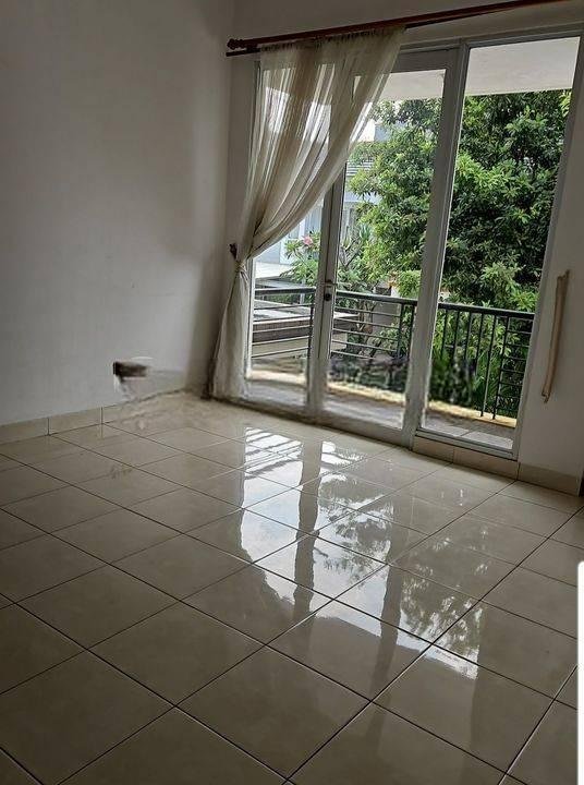 Rumah 2 lantai di Castilla BSD Rumah 2 lantai di Castilla BSD