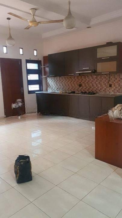 kan Rumah di Tebet 2 Lantai dekat Pasar Tebet Barat