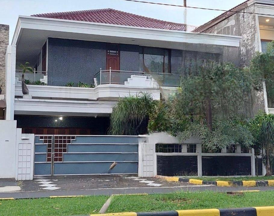 DISEWAKAN.... Rumah mewah