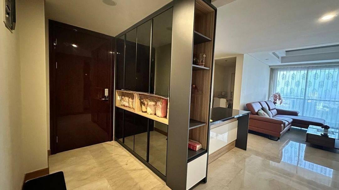 Dijual Apartemen One East penthouse & residences Luas & Full Furnished sangat Mewah