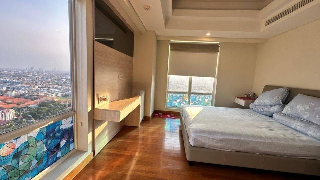 Dijual Apartemen One East penthouse & residences Luas & Full Furnished sangat Mewah