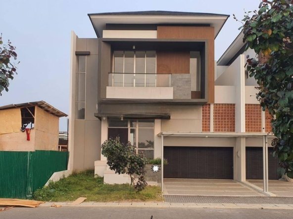 Rumah 12x30 di PIK 2 2 Lantai Baru