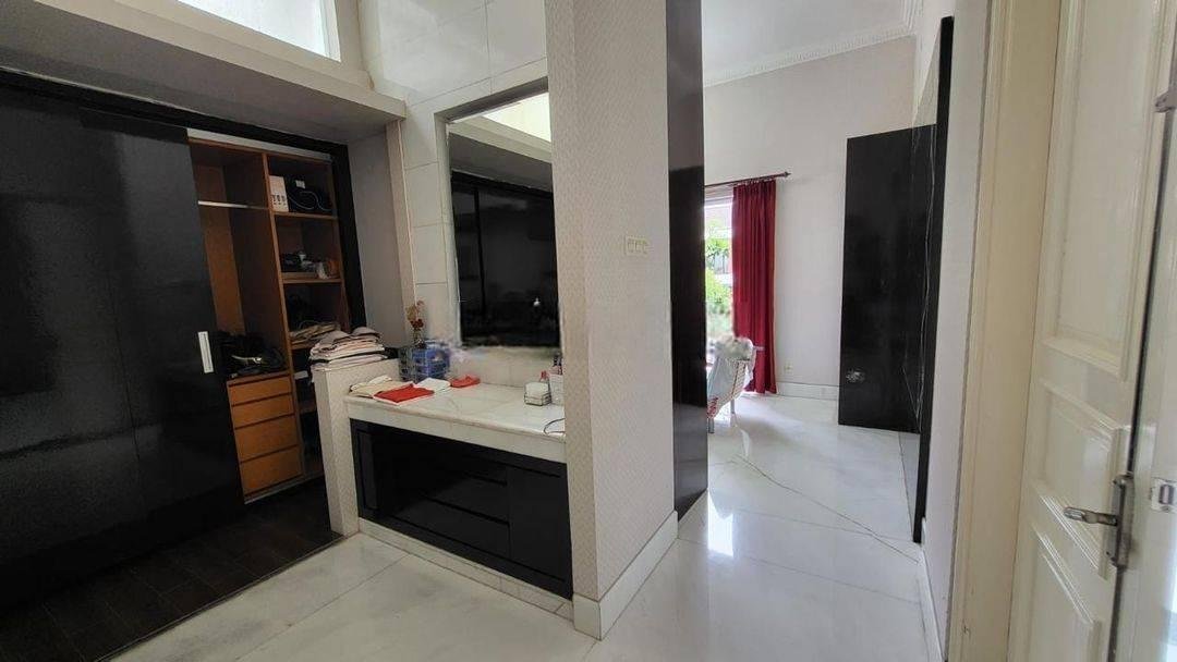 PIK Rumah Kontrakan di Bukit Golf Mediterania (Hook)