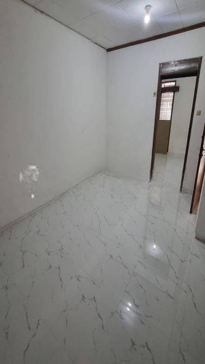 DISEWAKAN RUMAH KOMPLEK SUNRISE GARDEN SIAP HUNI