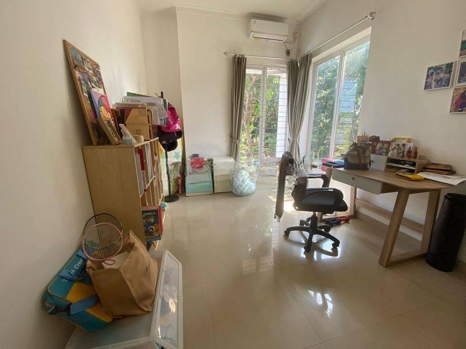 Rumah cantik di icon BSD sangat nyaman /aman bwat tinggal