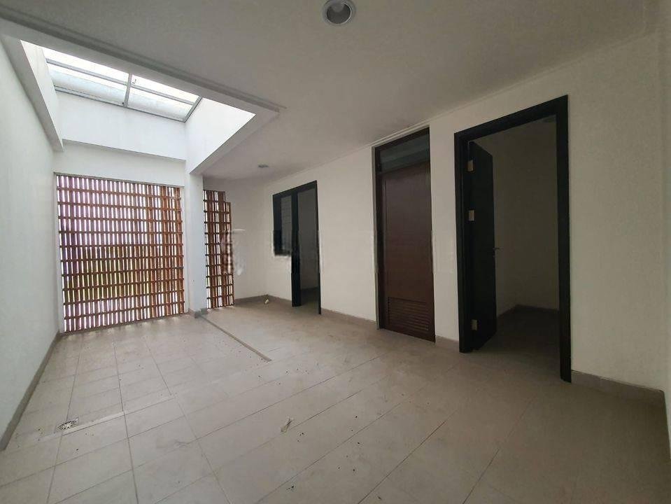 Rumah Mewah Pantai Indah Kapuk 2 PIK 2 Jakarta Utara