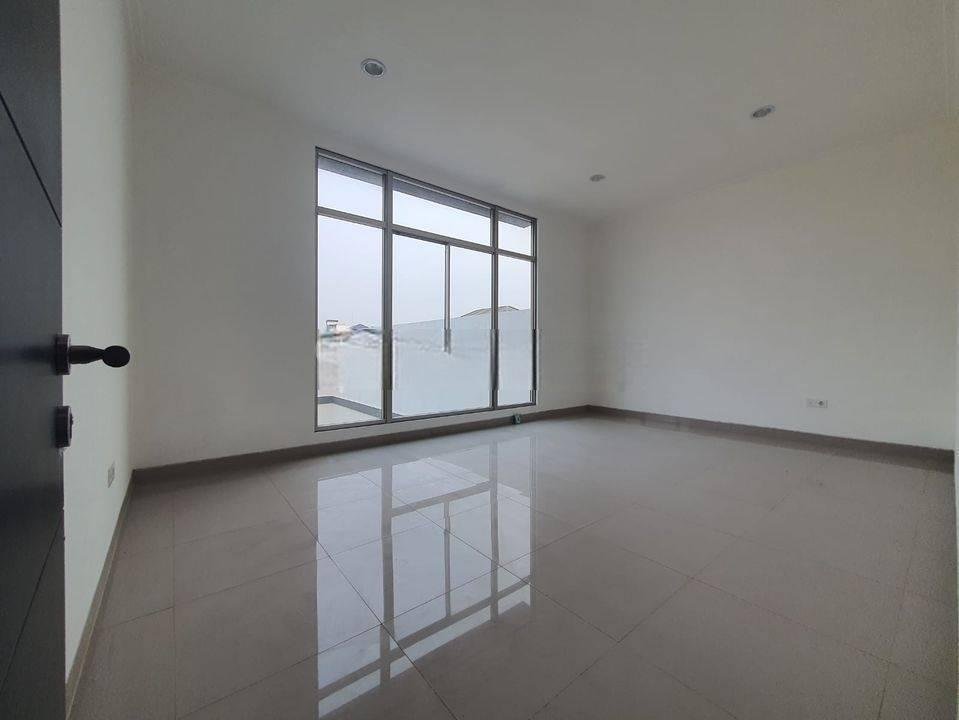 Rumah Mewah Pantai Indah Kapuk 2 PIK 2 Jakarta Utara