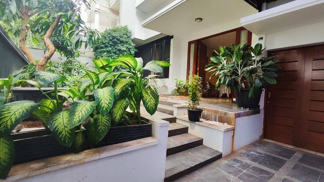 Exclusive Rumah Pondok indah siap huni (NB)