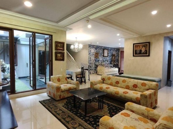 Exclusive Rumah Pondok indah siap huni (NB)