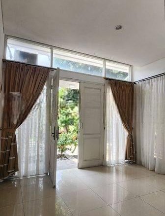 Disewakan rumah di kebayoran residence, bintaro jaya 6 Disewakan rumah di kebayoran residence, bintaro jaya Disewakan rumah di kebayoran residence