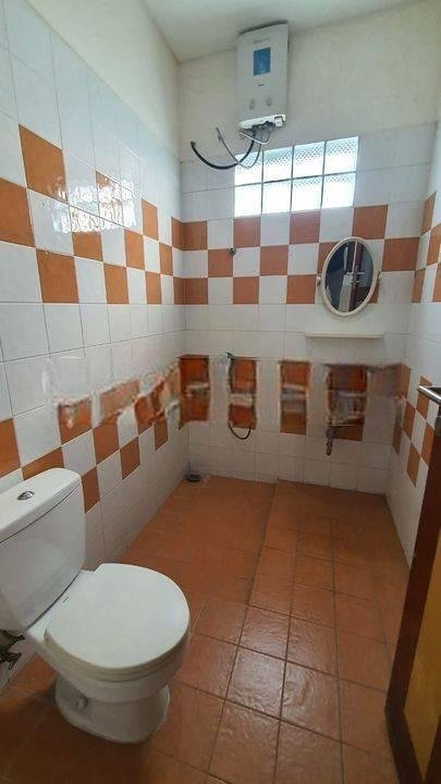 ANA*RUMAH 2LT LUAS 13X14M MURAH