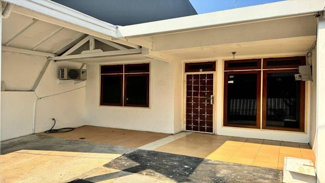 Sewa Cepat Rumah 6x17m2 Janur Kuning Anti Banjir Bisa Usaha