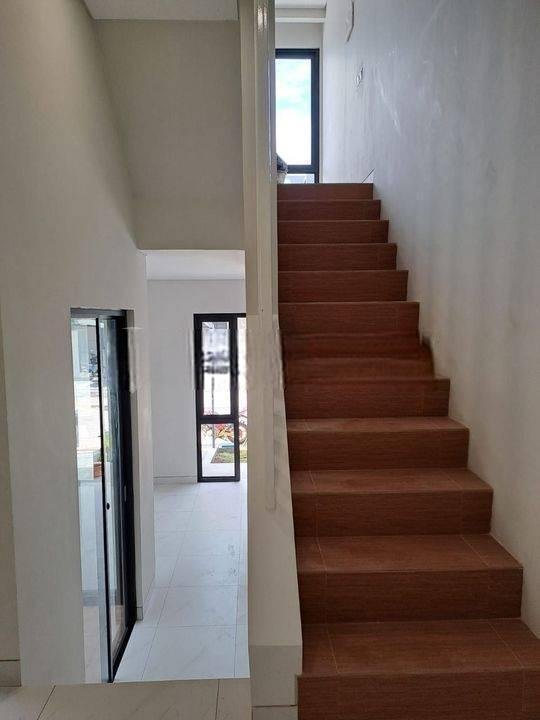 RUMAH BARU DI CLUSTER BARU KOTA WISATA CIBUBUR JAKARTA TIMUR