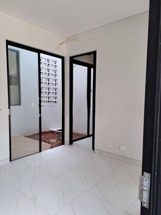 RUMAH BARU DI CLUSTER BARU KOTA WISATA CIBUBUR JAKARTA TIMUR