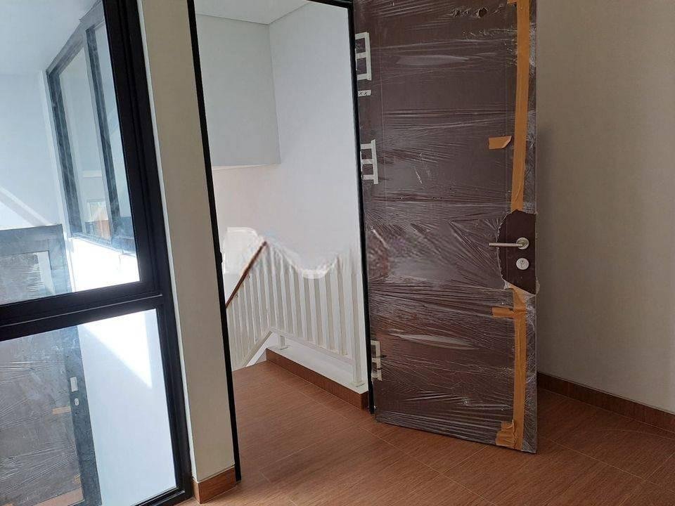 RUMAH BARU DI CLUSTER BARU KOTA WISATA CIBUBUR JAKARTA TIMUR