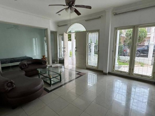 Rumah di Gading kirana 2 Lantai siap huni luas dan rapi jakut 8 Rumah di Gading kirana 2 Lantai siap huni luas dan rapi jakut Rumah di Gading kirana 2 Lantai siap huni luas dan rapi jakut