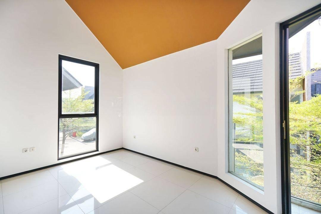 Rumah Luas Cantik 2 LT Bsa Nego 15 menit ke LIPPO TAMINI Dibantu KPR J18482