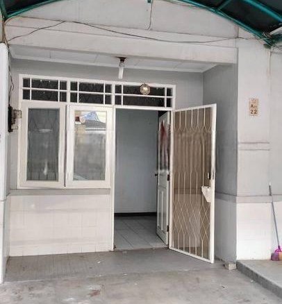 Properties 19 Properties DISEWAKAN RUMAH TAMAN PALEM 2 lantai BARU RENOV